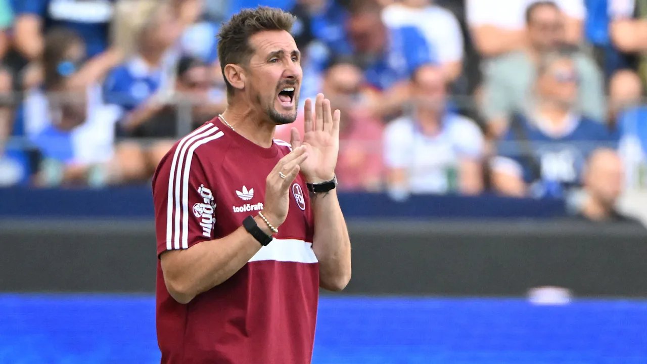 Klose schnappt sich mit Nürnberg Platz 1!