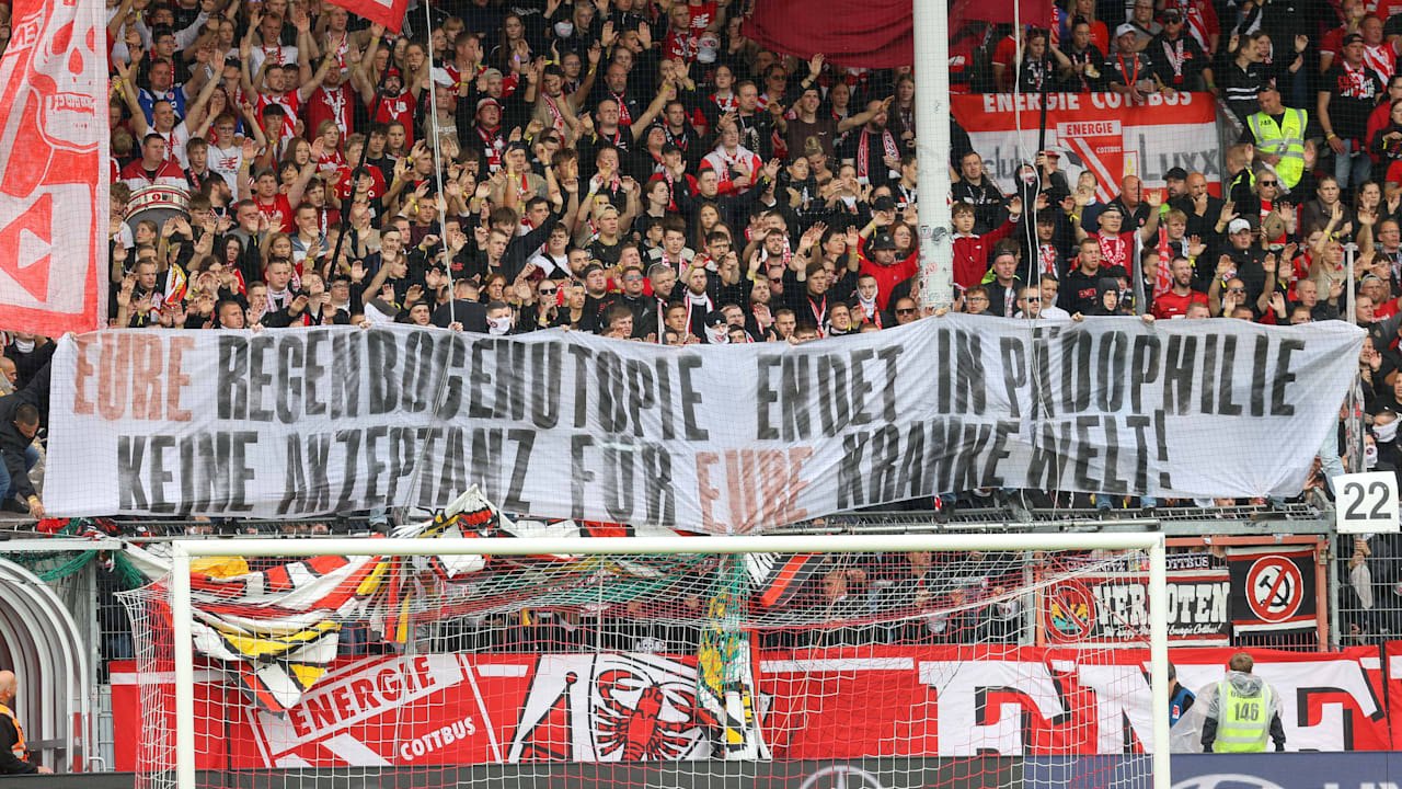 Pädophilie-Vorwürfe! Hass-Plakate bei Cottbus gegen St. Pauli