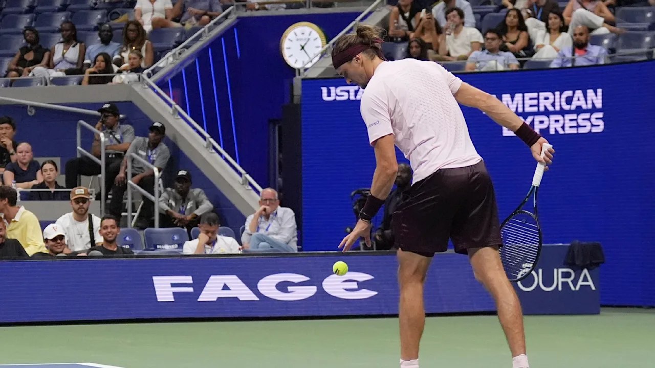 Alexander Zverev: Shelton fordert Regel gegen lange Aufschlag-Routine