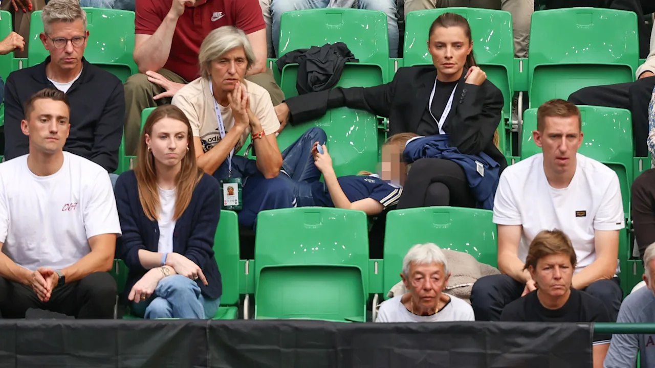 Tochter Mayla schaut beim Davis-Cup zu