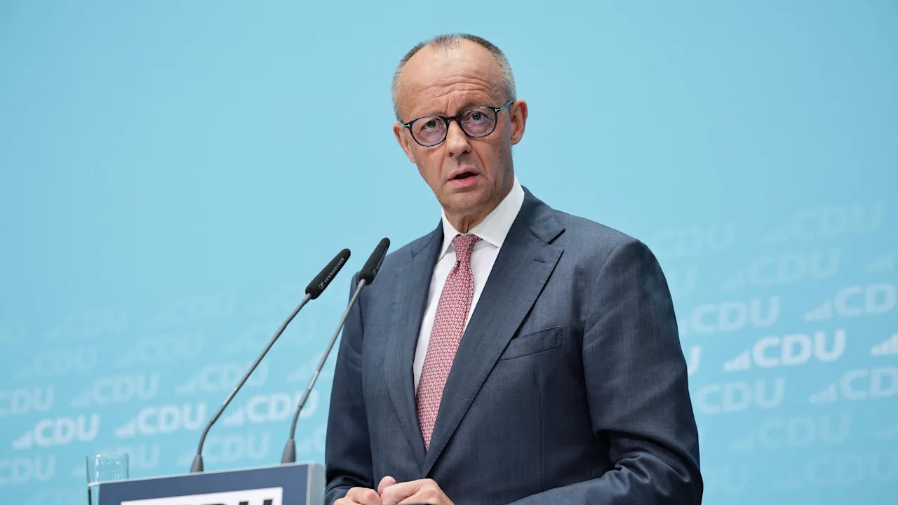Merz rüttelt am Krankenkassensystem