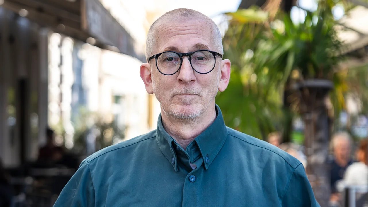 Kindesmissbrauch! Kabarettist Günther Paal zeigt sich selbst an