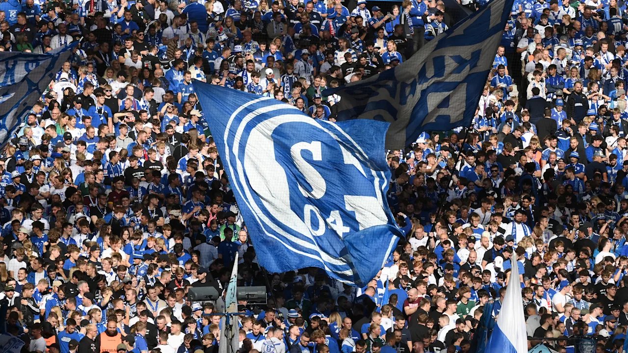 Neue Fan-Freundschaft der Schalke-Ultras