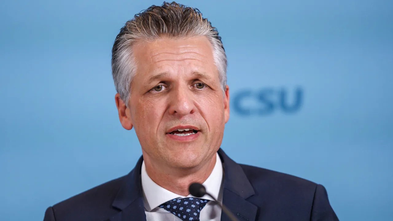Nach Wahlsieg in Sachsen-Anhalt: Frei droht AfD erstmals mit dem Bundeszwang