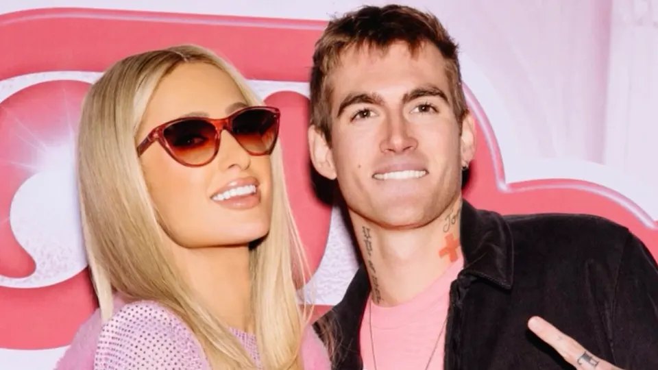 Paris Hilton in tiefer Trauer um ihren engen Freund