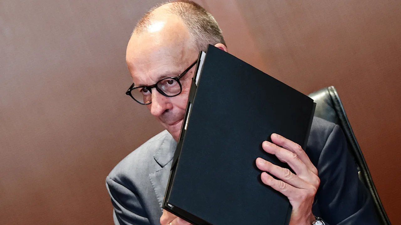 Merz: Deutsche Geheimdienste „auf Augenhöhe“ mit Mossad