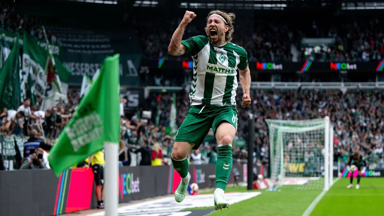 Spieler! Trainer! Fans! Ganz Bremen feiert den Helden Weiser